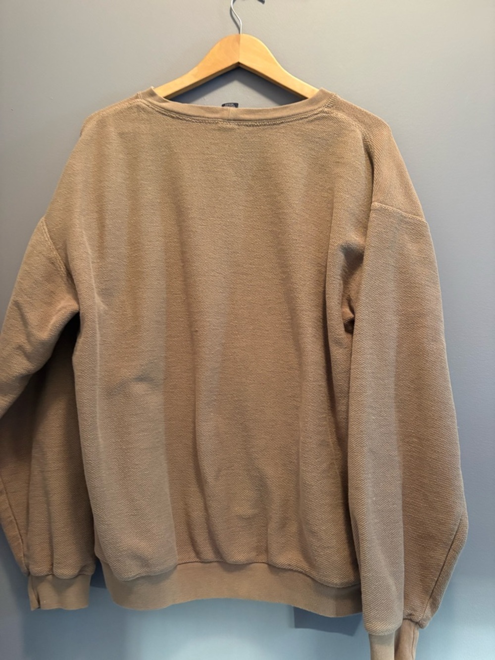Lands' End Men's Crewneck Sweatshirt in Camel Coastal Fisherman - Picture 5 of 8